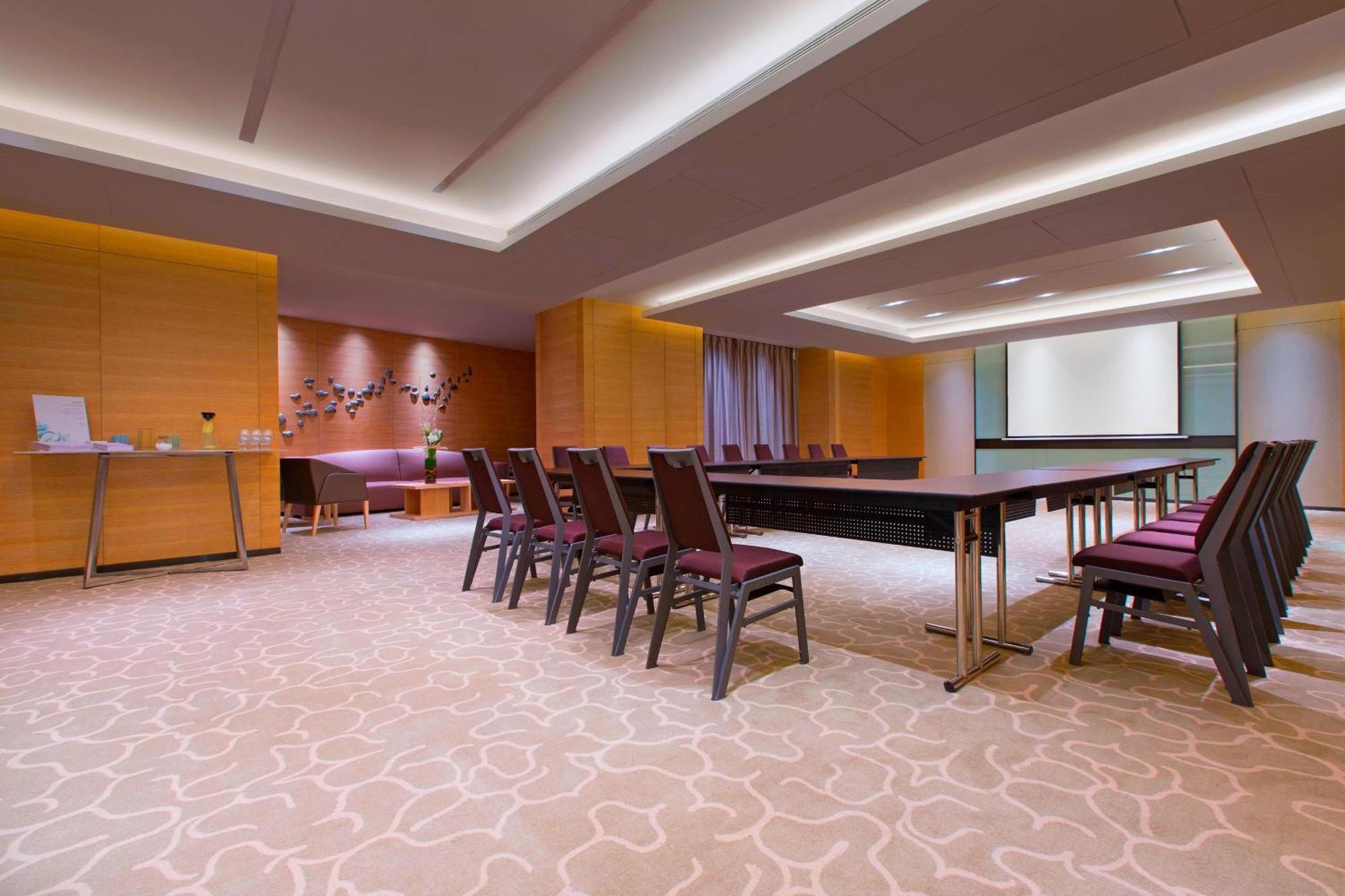 The Westin Chongqing Liberation Square Hotel Екстериор снимка