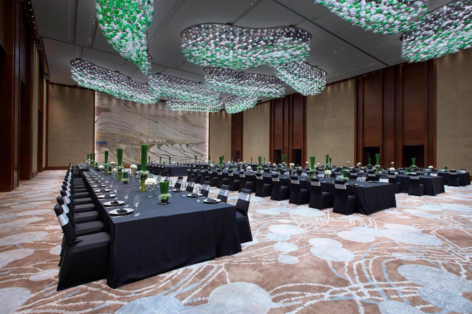 The Westin Chongqing Liberation Square Hotel Екстериор снимка